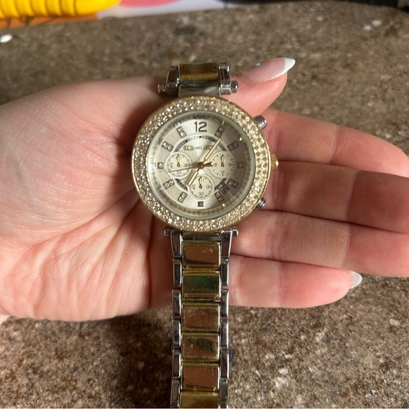 Michael Kors Silver Gold Wristwatch - Picture 5 of 6